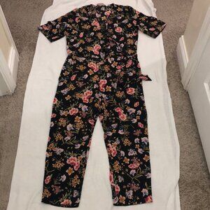 NWT ZARA Trafaluc Collection Floral Jumpsuit Small